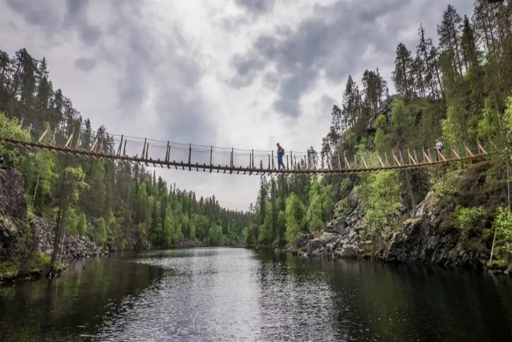 Hossa National Park, Canyon Lake Suspension Bridge_credits Travel Dudes