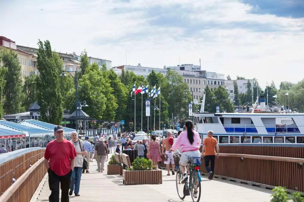 Matkustajasatama, Harbour
